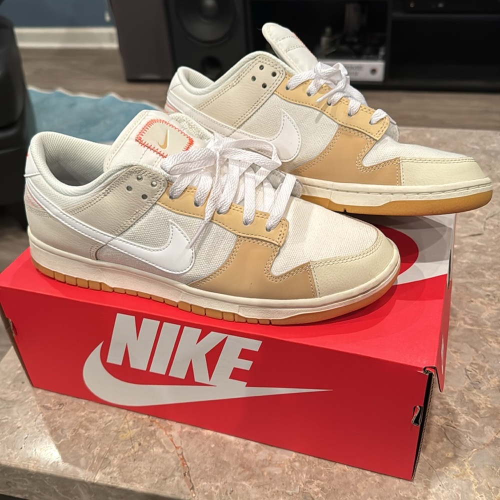 Nike Dunk Low SE